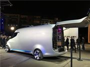 奔驰“威迅” Vision Van概念车，定位于纯电动VAN类轻型商务车，用于城市末端物流配送 