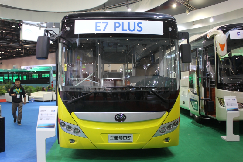 宇通e7plus纯电动公交车