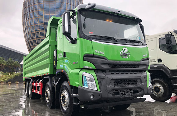 东风柳汽乘龙h7自卸车