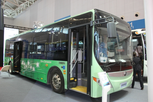 宇通e10纯电动公交车 (9).jpg