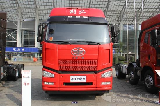 解放J6P 6×4牵引车,搭载锡柴13L 500马力发动机 (11).jpg