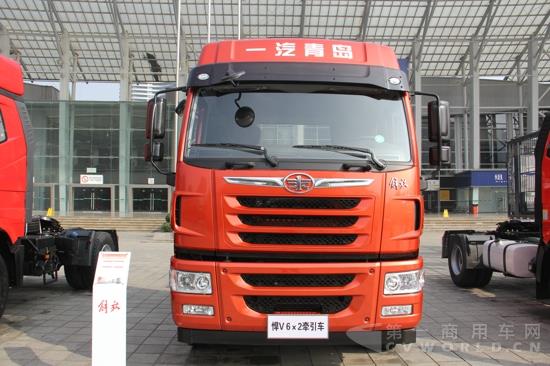 解放悍V 6×2牵引车 (2).jpg