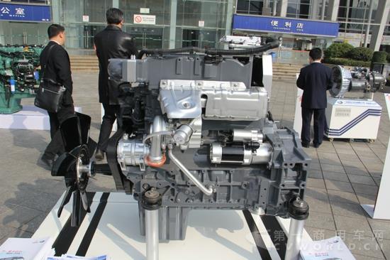 大柴CA4DK系列柴油发动机,排量4.76L (1).jpg