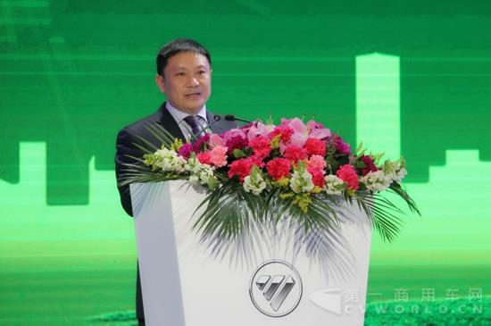 1、欧马可事业本部副本部长、营销公司副经理李建国致辞.jpg
