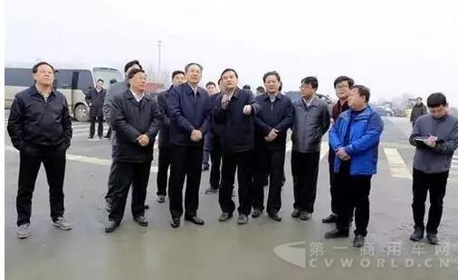 江淮高端轻卡项目迎来安徽省长调研 一期产能将达20万辆.jpg