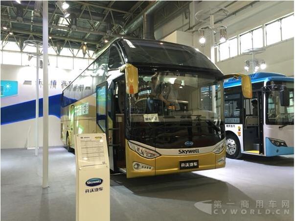 NJL6125HEV四模混合动力客车.jpg