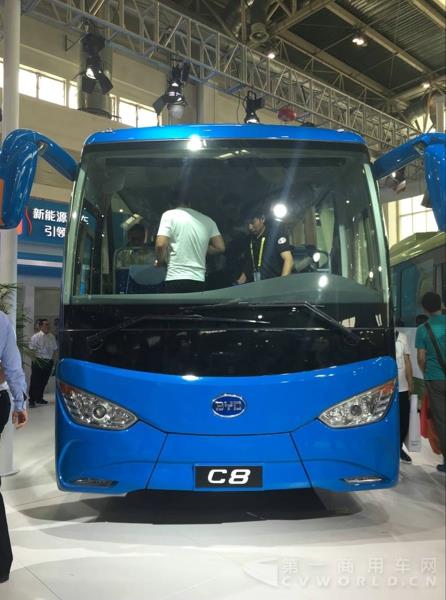 比亚迪C8纯电动客车.jpg
