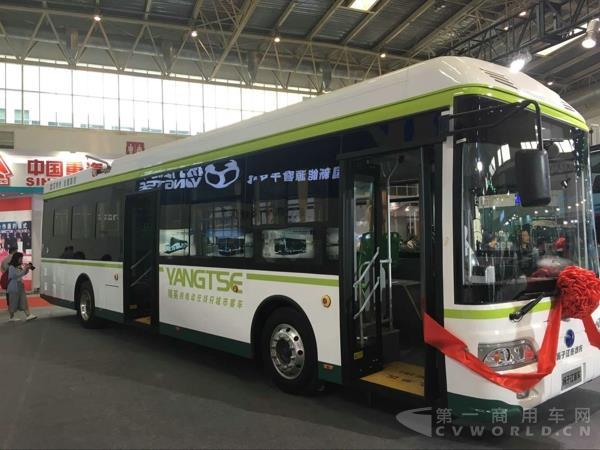 扬子江客车新品.jpg