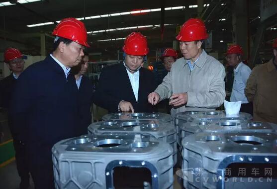 陕西省副省长姜锋莅临法士特宝鸡厂区调研2.jpg