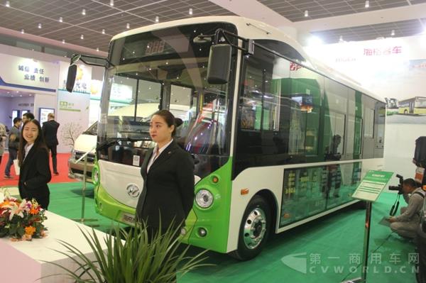 海格全铝车身KLQ6762GEV纯电动客车 (11).jpg