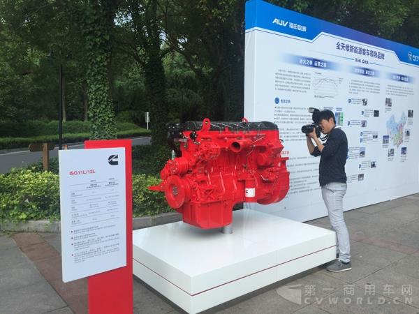 ISG11L12L发动机.jpg