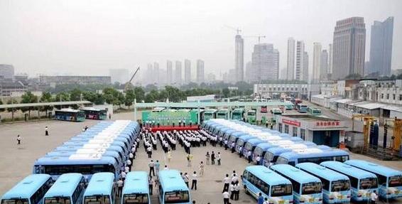 公交车.jpg