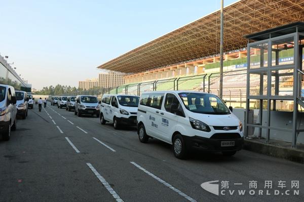 比赛用车.jpg