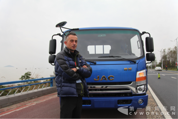 中国年度卡车评委会国外评委、希腊记者Vasileios Daramouskas.png