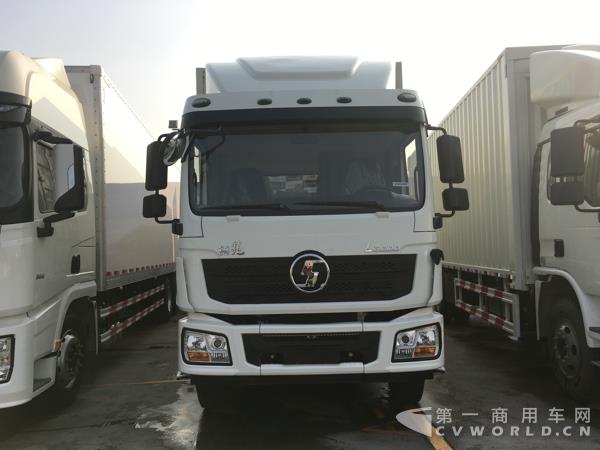 陕汽德龙L3000载货车2.jpg