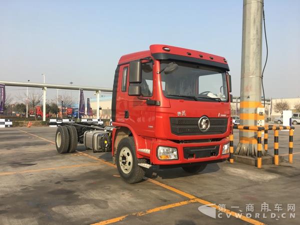 陕汽德龙L3000牵引车.jpg