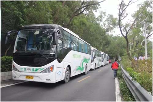 五洲龙纯电动通勤客车.jpg