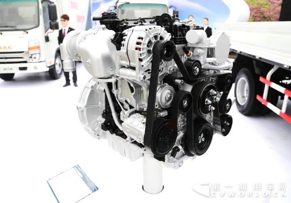 江淮自主研发的2.7L CTI柴油发动机.jpg