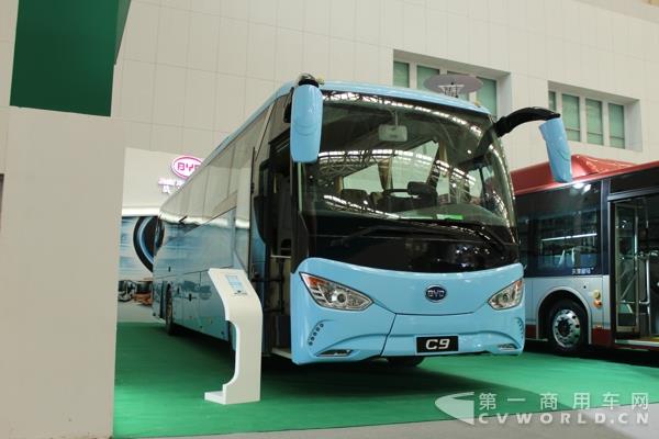 比亚迪C9纯电动客车.jpg