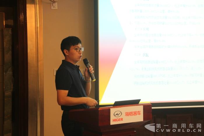中国交通报社运输中心副主任闫新亮.jpg