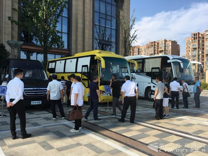 客户体验海格客车 (3).jpg