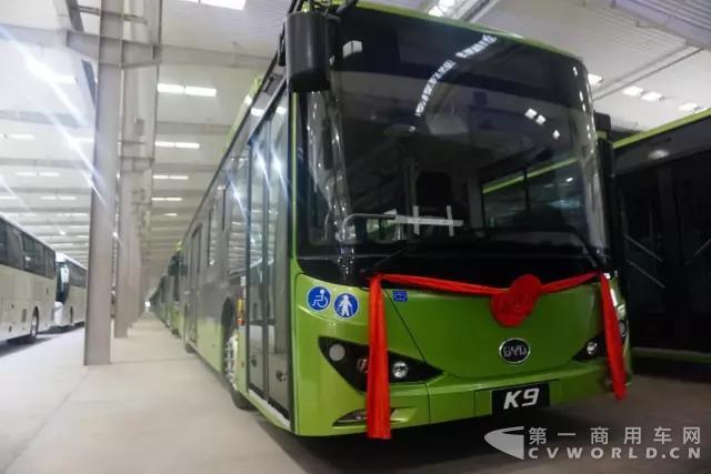 打造低碳国际旅游城市 桂林投放首批500辆比亚迪纯电动客车1.jpg