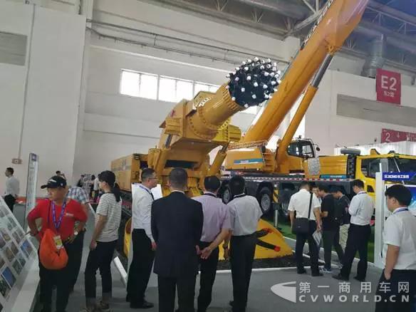 “破岩战狼”XTR6、260隧道掘进机.jpg