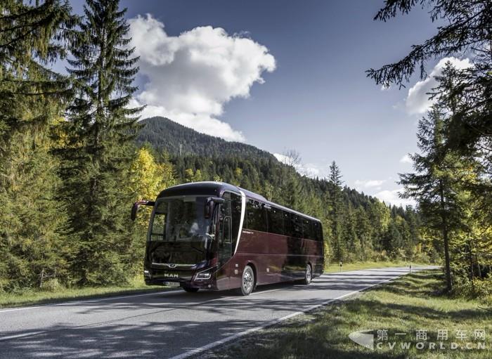 曼恩尼奥普兰(NEOPLAN)新型客车1.jpg