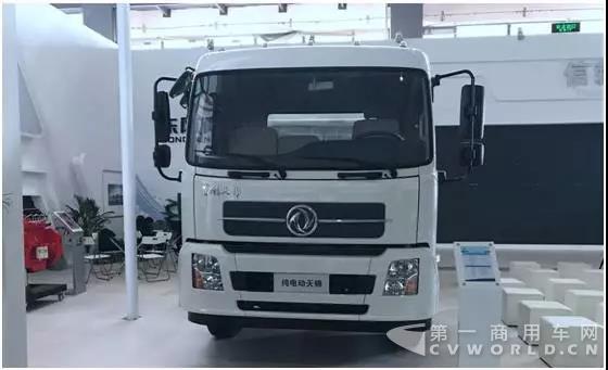 纯电动版东风天锦和国六新天锦今天发布了！2.jpg