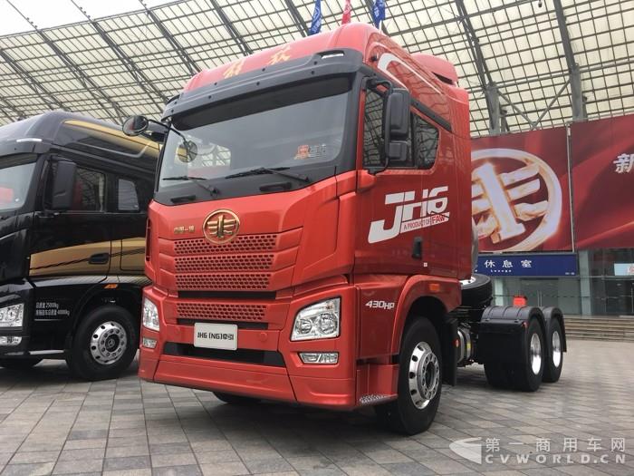 解放JH6牵引车.jpg