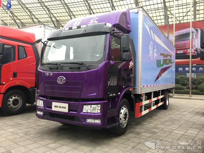 18款J6L载货车.jpg