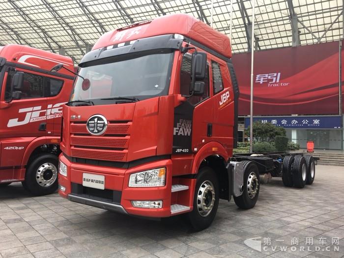 新J6P南方版载货车.jpg 新J6P南方版载货车.jpg