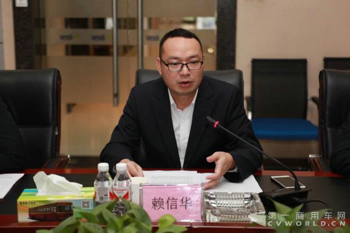 赖信华副总裁表示,银隆新能源2018年还将以纯电动公交车为主,同时在纯