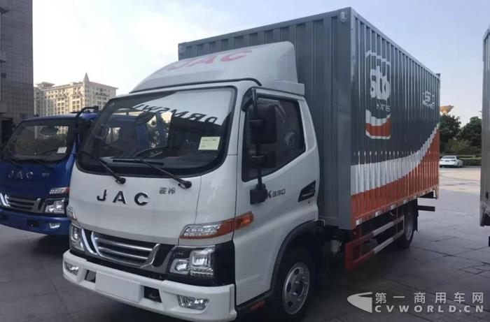 连夺两月销冠 江淮轻卡以实力领跑行业2.jpg