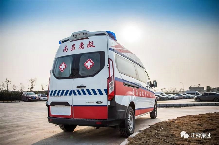 为生命护航！70辆福特新全顺救护车交付6.jpg