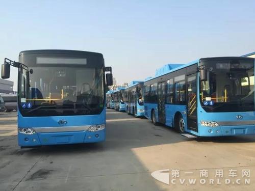 借“丝路东风”唱响中国品牌，70台安凯天然气公交车驶向哈萨克斯坦4.jpg
