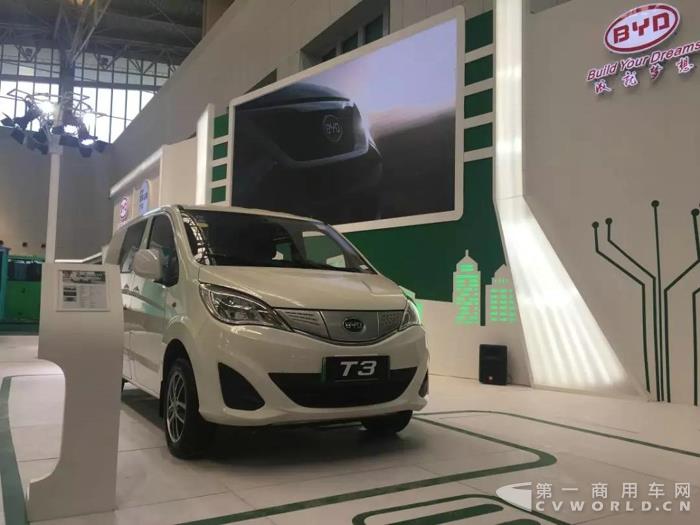 高端科技成就行业标杆 比亚迪商用车亮相天津客车展4.jpg