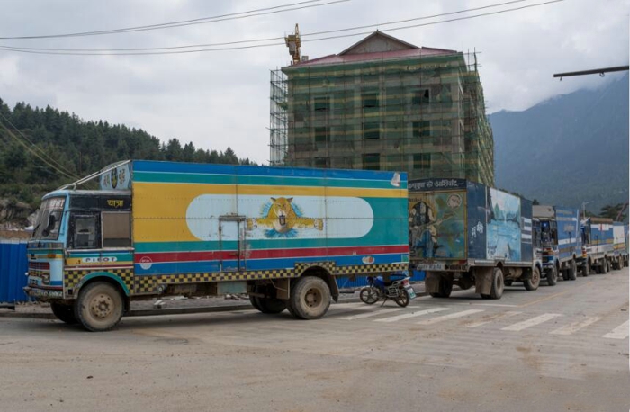 尼泊尔卡车10.jpg
