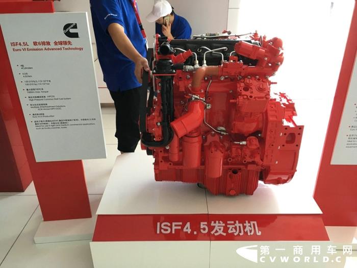 康明斯ISF4.5L发动机.jpg