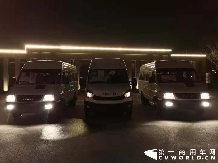 1月29日，南京依维柯向南京市浦口区卫健委分批交付了依维柯疫情防控车，用于助力疫情防控工作。