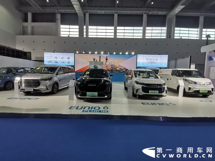 中国(南京)国际新能源和智能网联汽车展览会”(简称GIMC 2020)于2020年9月20日在南京空港国际博览中心正式开幕。