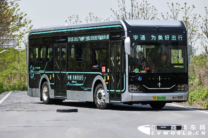 “宇通杯”集结号再次吹响，江苏省13家公交公司驾驶精英齐聚，共同掀起一场荣耀之战。

