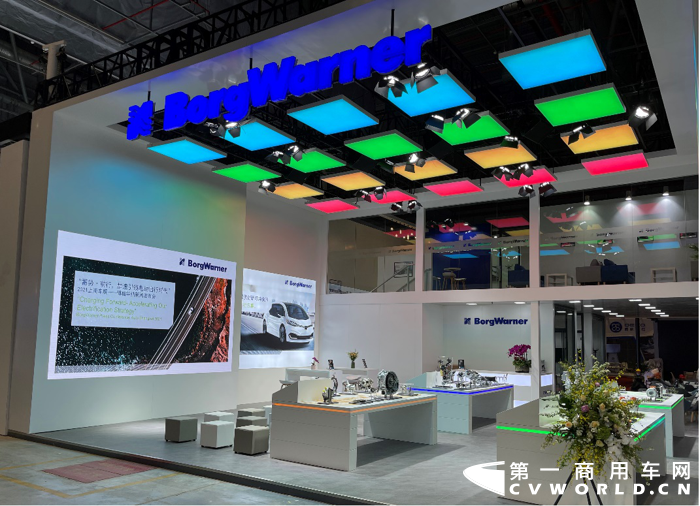 ​2021年4月19日，博格华纳作为致力于提供创新可持续的车行方案的全球领先供应商，将以全新面貌携一系列互联化、智能化、电气化的关键产品和技术解决方案亮相2021第十九届上海国际汽车工业博览会车展，致力于实现更洁净、更高效的出行体验。这也是继去年收购德尔福科技之后，博格华纳在车展的首次亮相。