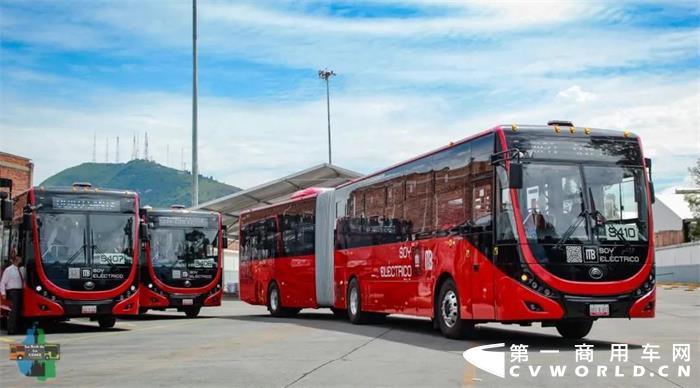 2021年8月29日，10辆宇通18米纯电动BRT公交车正式交付并投运墨西哥城。