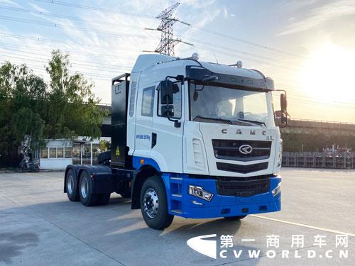 华菱之星牌换电牵引车.jpg