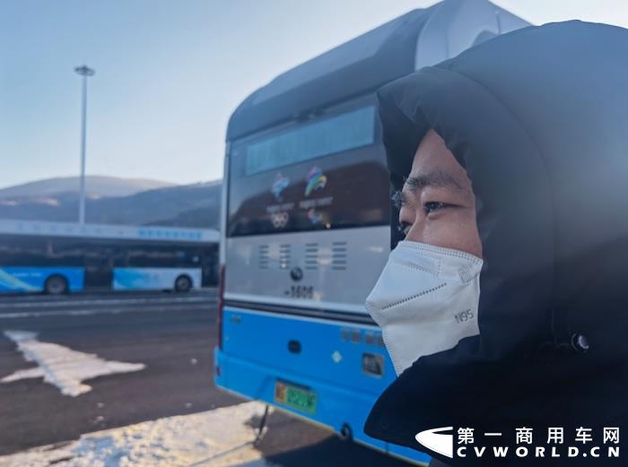 2月20日，北京冬奥会落下帷幕，在这场全球瞩目的国际盛会上，“绿色办奥”由理念变为现实，冬奥期间一系列绿色环保的科技、产品备受关注。其中，在交通领域，氢燃料电池汽车示范运营成为践行“绿色冬奥”的重要表现。