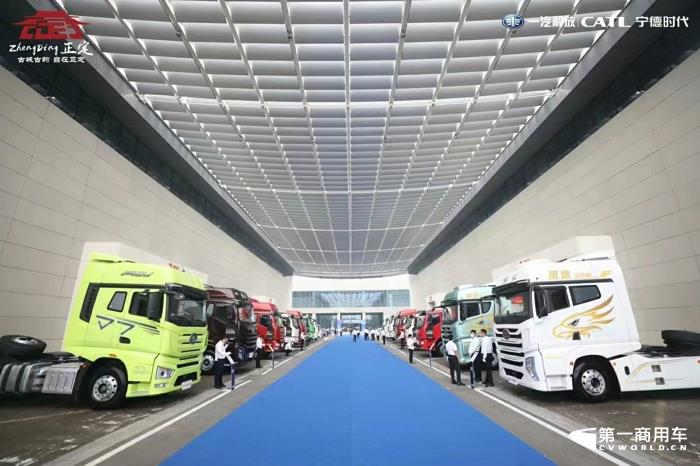 解放展车广角图.jpg