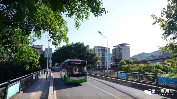 “巴适”公交，跑出重庆新能源公交高品质线路6.png