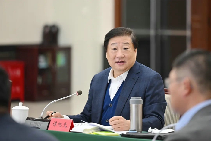 石家庄市与山东重工集团召开氢能产业合作对接会3.jpg