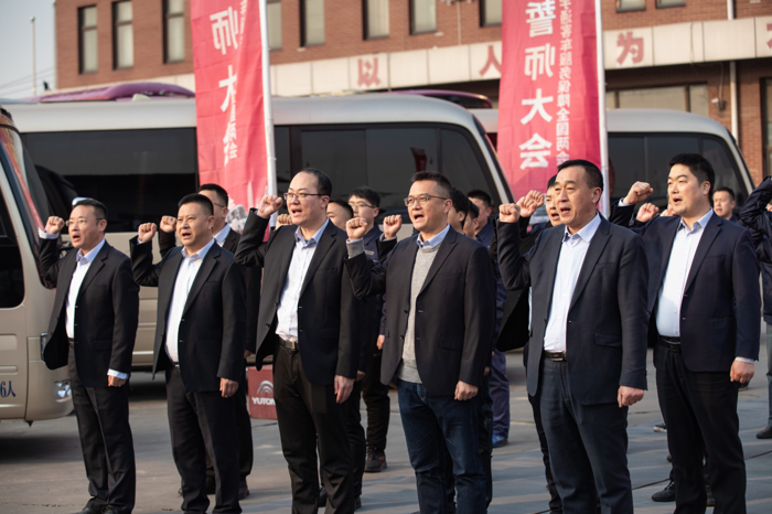 宇通客车誓师出征全国两会，占比超60%再担服务主力！2.png